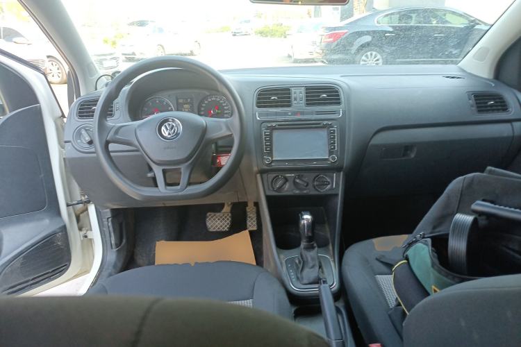 Used Volkswagen Polo 2016 1.4L Automatic Trendy Model Center Console