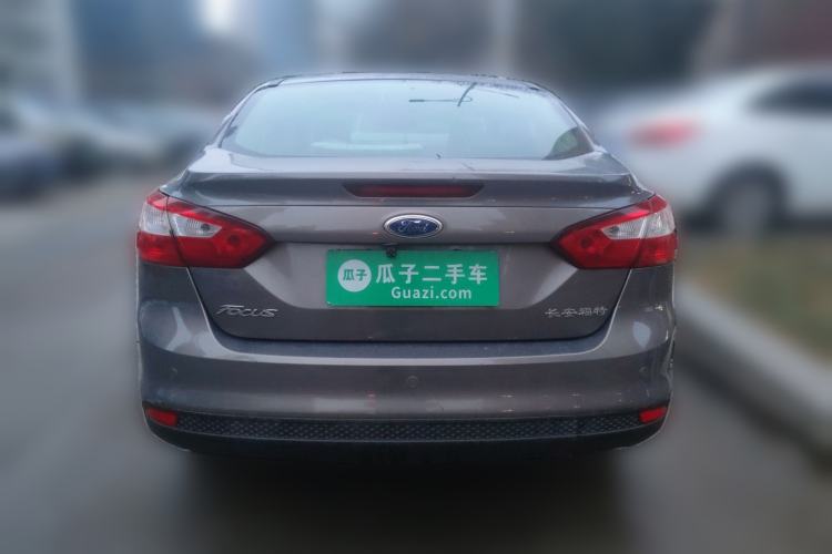 Used Ford Focus 2012 Sedan 1.6L Automatic Fashion Edition