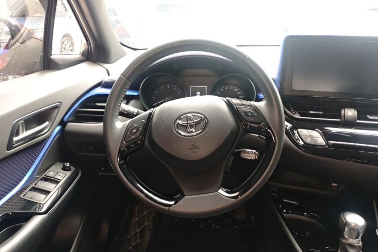 Used Toyota C-HR 2020 2.0L Luxury Edition Steering Wheel