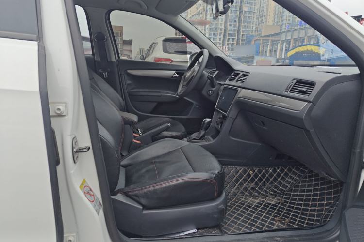 Used Volkswagen Lavida 2013 Revised Classic 1.6L Automatic Fashion Edition
