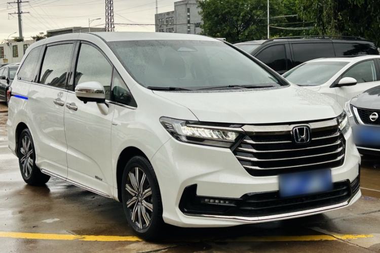 Used Honda Odyssey 2024 2.0L eHEV Sharp & Smart Edition Exterior 2