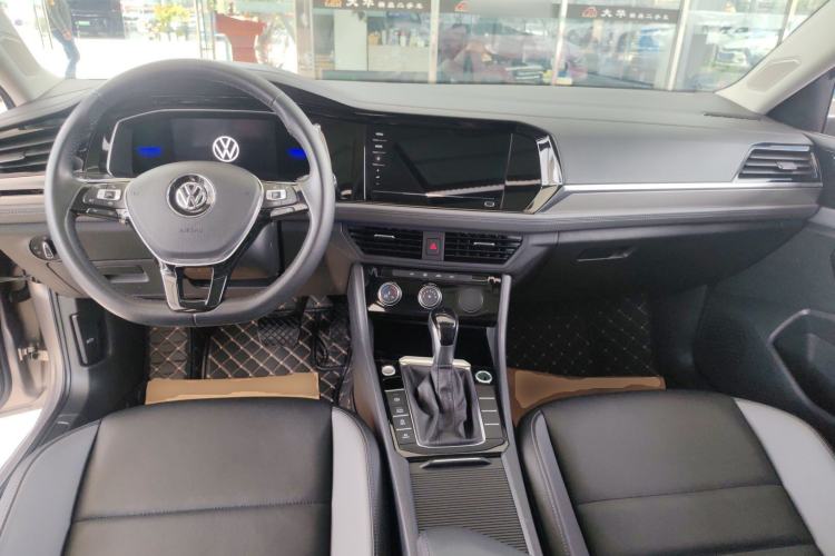 Used Volkswagen Sagitar 2022 280TSI DSG Excellence Edition Center Console