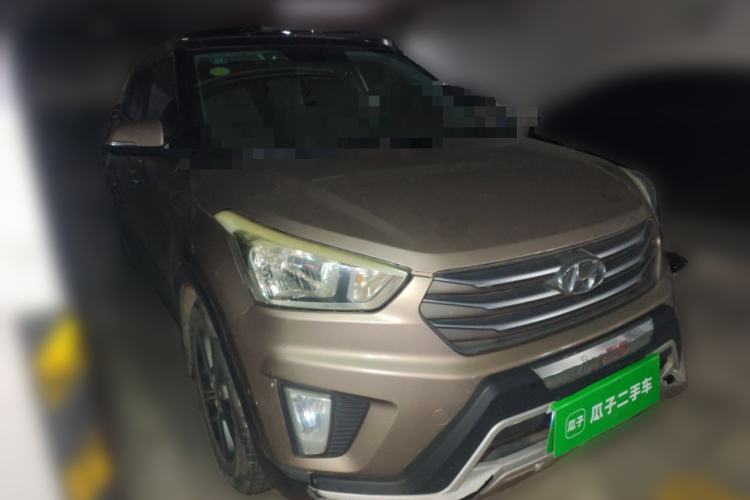 Used Hyundai ix25 2015 1.6L Automatic Two-Wheel Drive Smart GLS Trim Front Right 45 Deg