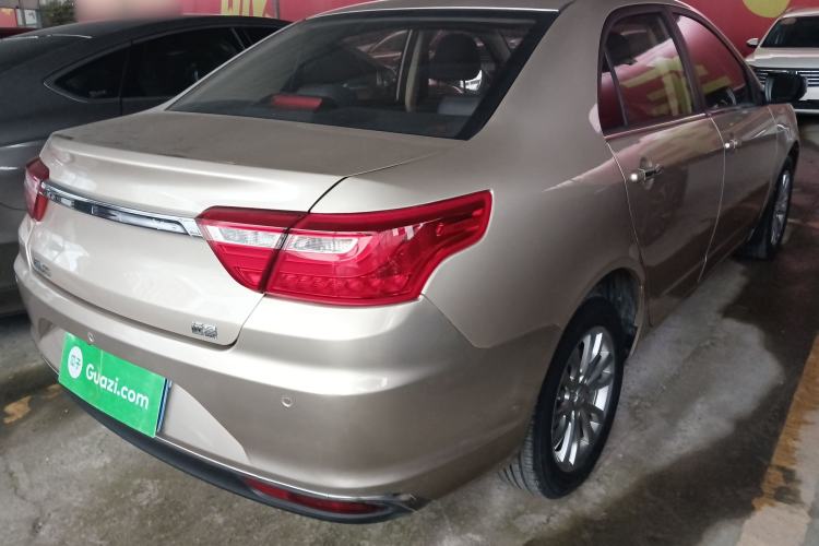 Used Geely Auto Vision 2019 Upgraded Model 1.5L CVT Luxury Version China VI Standard
