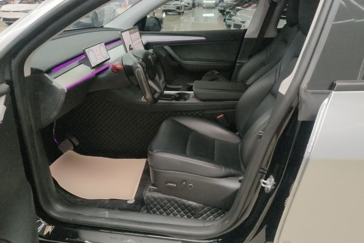 Used Tesla Model Y 2023 Rear-Wheel-Drive Version