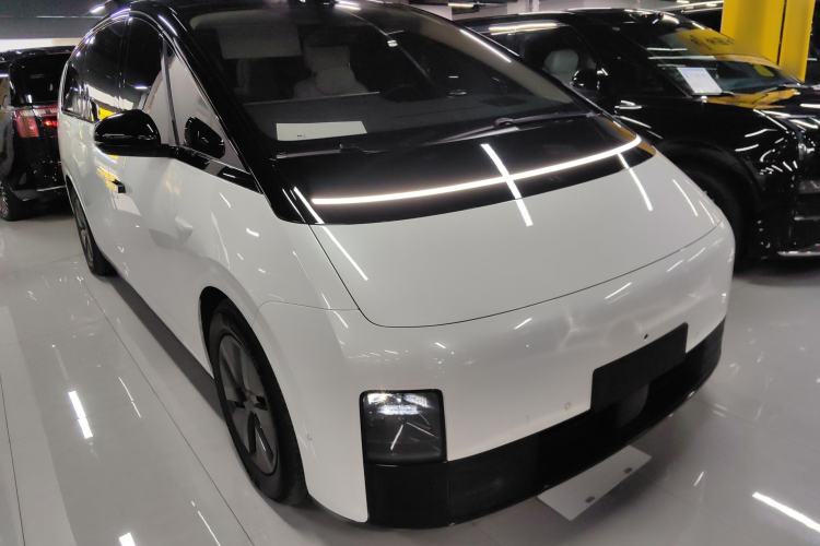 Used Li Auto MEGA 2025 Home Family Special Edition
