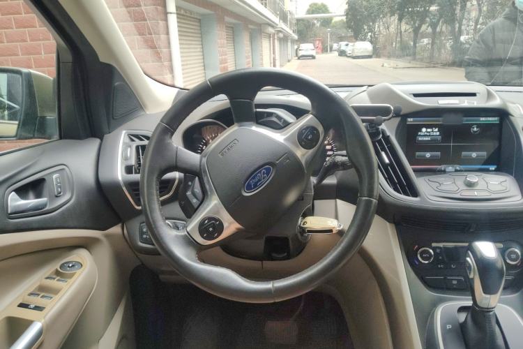 Used Ford Kuga 2013 1.6L GTDi 4x4 Elite Model
