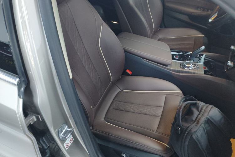 Used BMW 5 Series New Energy 2022 Updated Version 535Le Luxury Package Right Front Seat