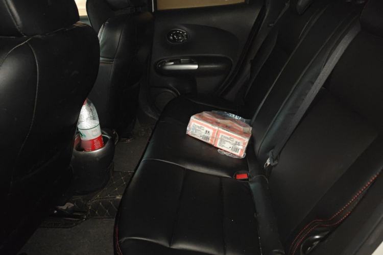 Used Infiniti ESQ 2014 1.6L Spontaneous Edition Left Rear Seat