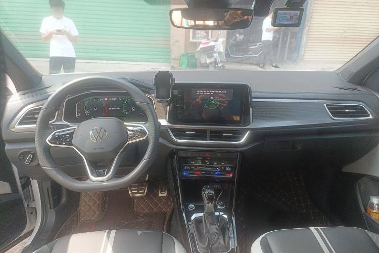 Used Volkswagen T-ROC 2025 300TSI DSG Two-Wheel Drive Chen Guang Edition