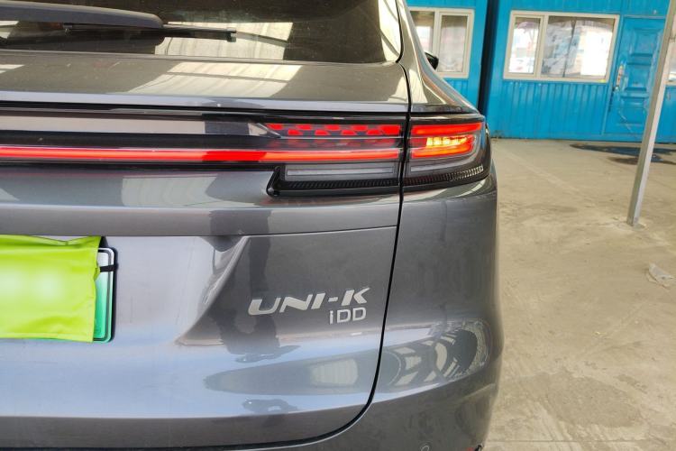 Used CHANGAN UNI-K iDD 2022 Blue Whale iDD 130km 1.5T Excellence Model Exterior 3