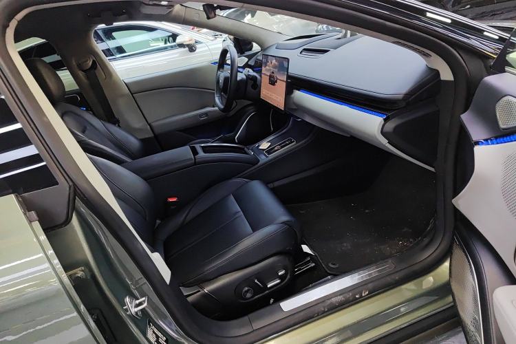 Used Zeekr 007 2025 Long-Range Rear-Wheel-Drive Intelligent Driving Version 100 kWh
