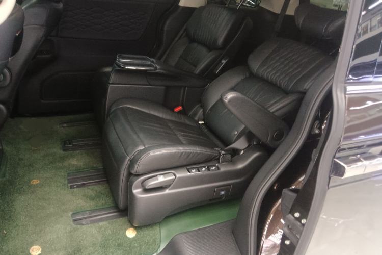 Used Honda Elysion 2022 2.0L eHEV Luxury Edition
