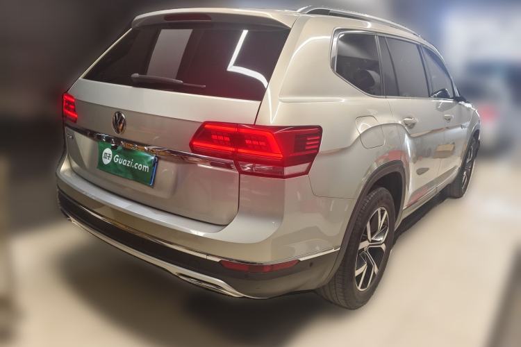 Used Volkswagen Teramont 2017 380TSI Four-Wheel Drive Luxury Edition Rear Right 45 Deg