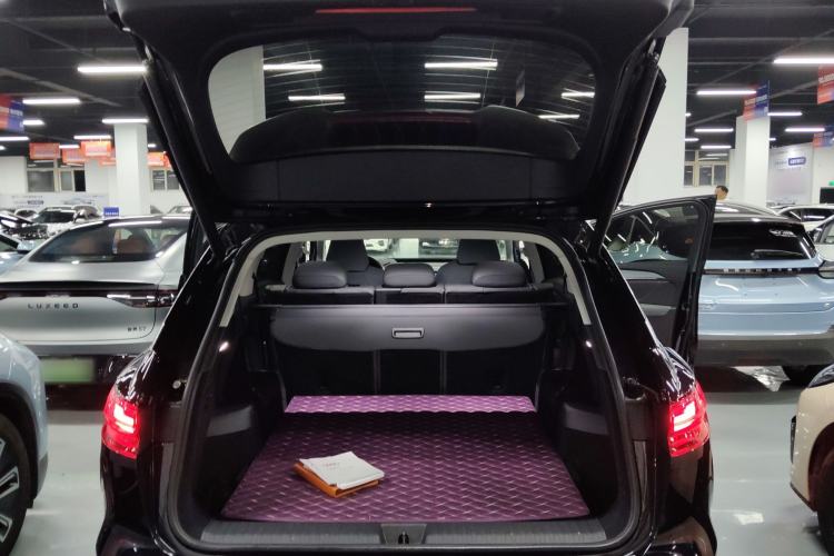 Used Audi Q5 e-tron 2022 40 e-tron Starry Edition Luxury Package Trunk