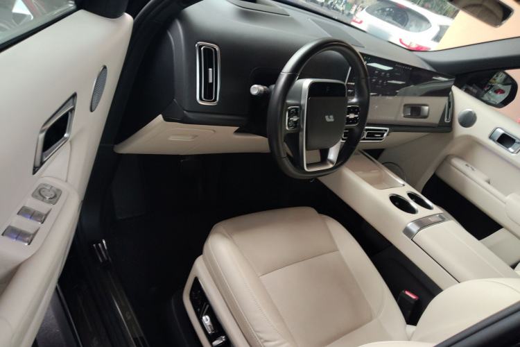 Used Li Auto L9 2023 Pro Model
