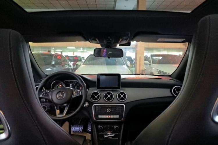 Used Mercedes-Benz CLA 2016 Refreshed CLA 200 Sport Edition Interior 11