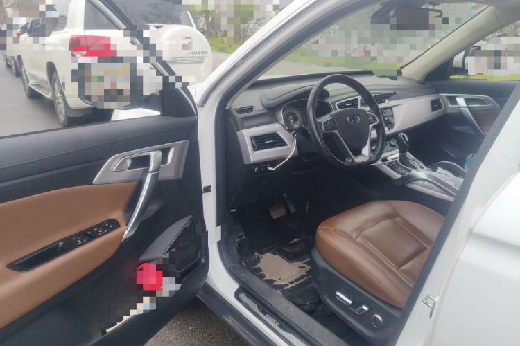 Used Geely Auto Emgrand X7 Sport 2016 1.8TD Automatic ZhiZun Version
