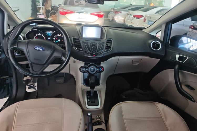 Used Ford Fiesta 2013 Sedan 1.5L Automatic Fashion Edition
