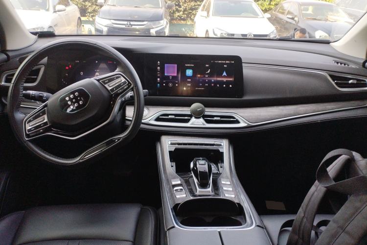 Used Landian E5 2023 1.5L DE-i 100KM Comfort Edition 7-Seater