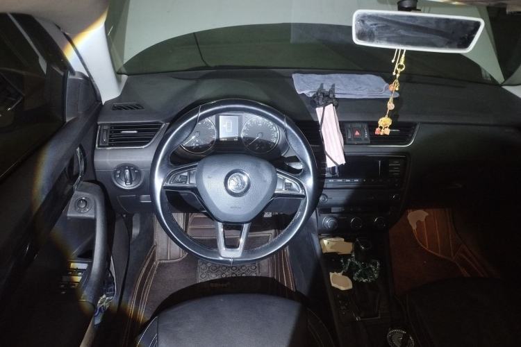 Used Skoda Octavia 2017 TSI280 DSG Smart Drive Edition
