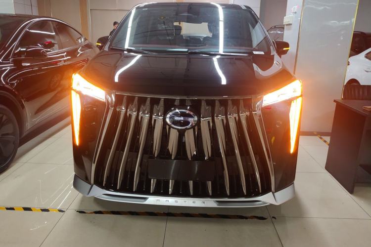 Used GAC Trumpchi M8 2025 Zongshi Series Super Hybrid Edition