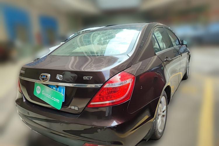 Used Geely Auto Emgrand 2015 Sedan 1.5L Manual - Top Trim Level
