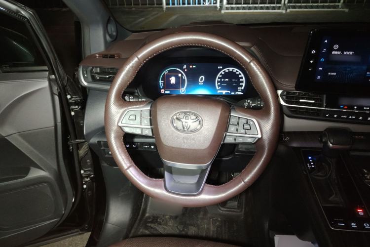 Used Toyota Granvia 2023 2.5L Hybrid Flagship VIP Edition Steering Wheel