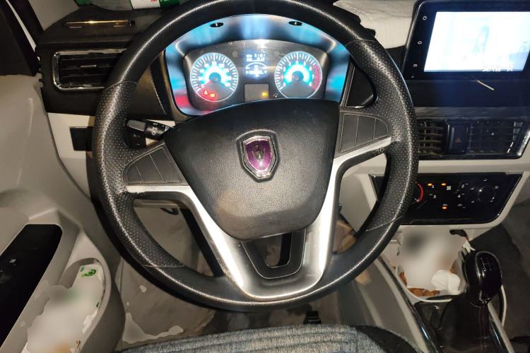 Used Jinbei New Hiace S 2022 1.5L Wealth Edition Non-Air-Conditioned Bus China VI Standard SWC15M