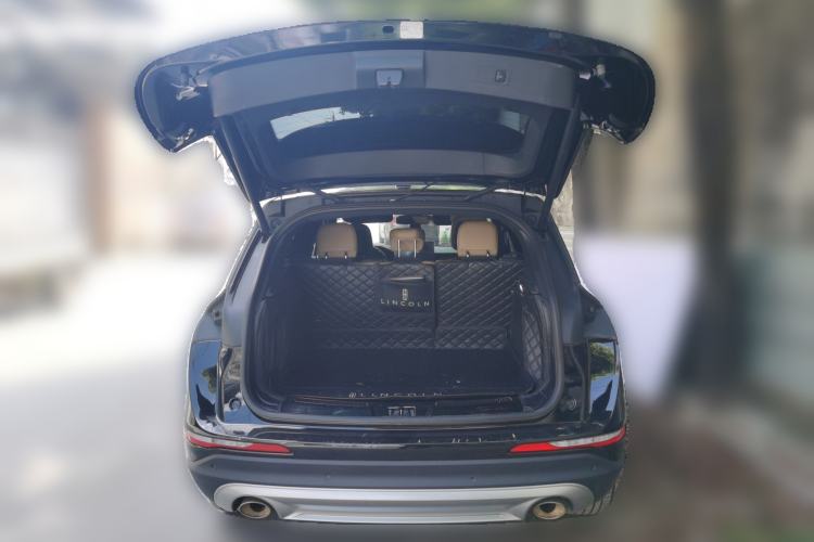 Used Lincoln Corsair 2020 2.0T Four-Wheel Drive Luxury Edition Trunk