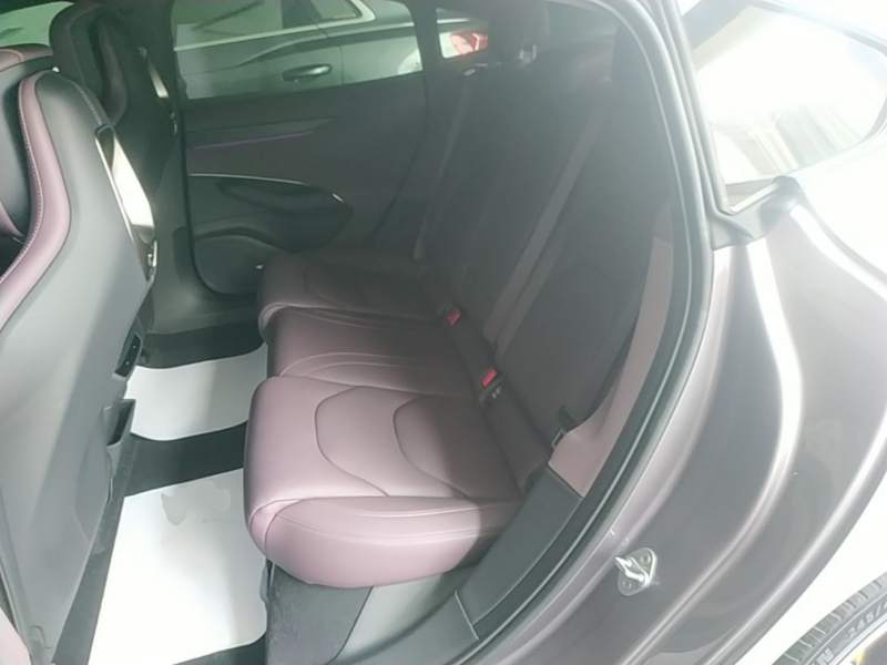 Used Xiaomi Auto SU7 2024 Rear-Drive Long-Range Intelligent Driving Version — 17