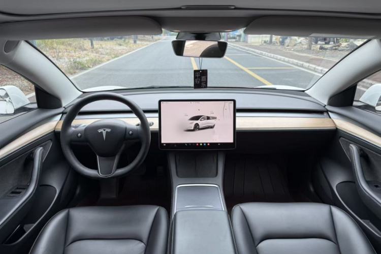 Used Tesla Model 3 2022 Rear-Wheel-Drive Version