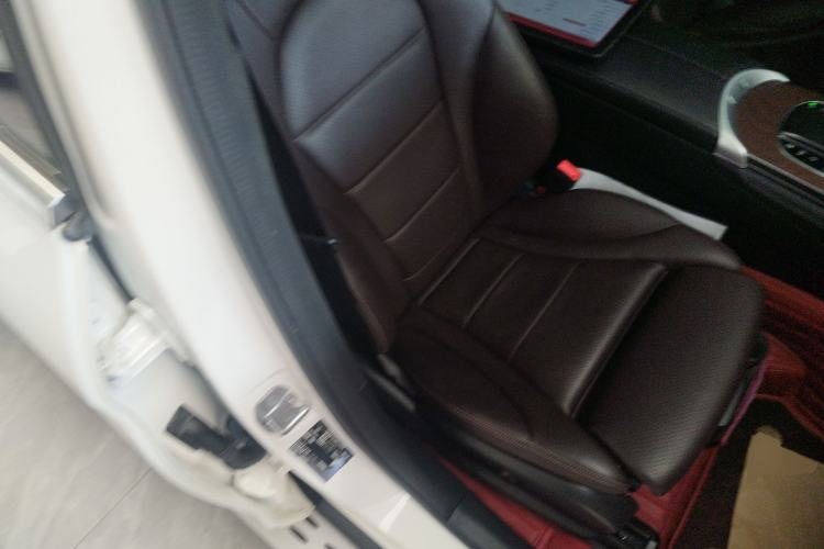 Used Mercedes-Benz GLC 2020 GLC 300 L 4MATIC Dynamic Edition
