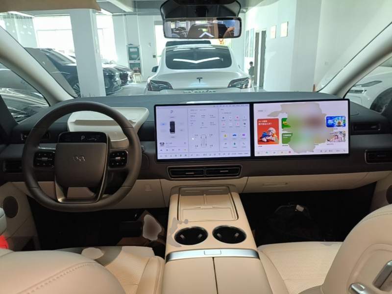 Used Li Auto MEGA 2024 Ultra Model — 9