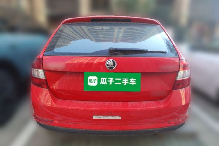 Used Skoda Rapid Spaceback 2014 1.6L Automatic Enjoyment Edition
