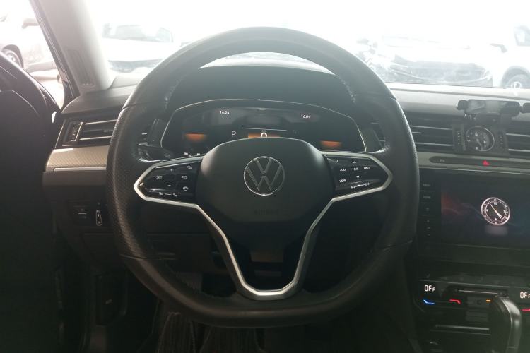 Used Volkswagen Magotan 2023 2 Million Units Limited Edition 330TSI DSG Leading Version Steering Wheel