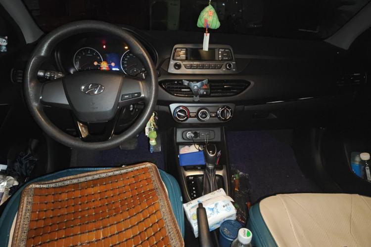 Used Hyundai Celesta 2020 1.6L Automatic GL Enjoyable Edition