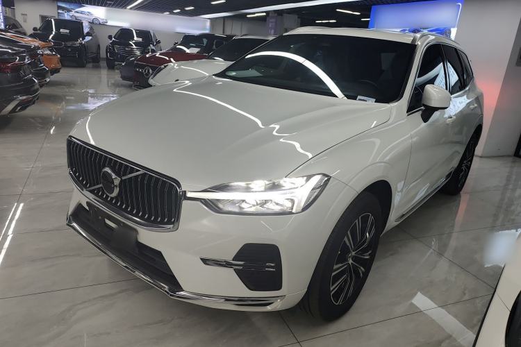 Used Volvo XC60 2022 B5 4x4 Smart Luxury Edition