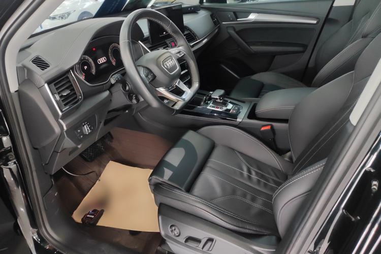 Used Audi Q5L 2022 40T Fashionable and Dynamic Model Left Front Seat