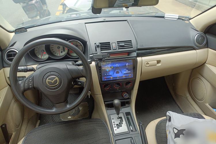 Used Mazda 3 2010 1.6L Automatic Classic Stylish Version Center Console