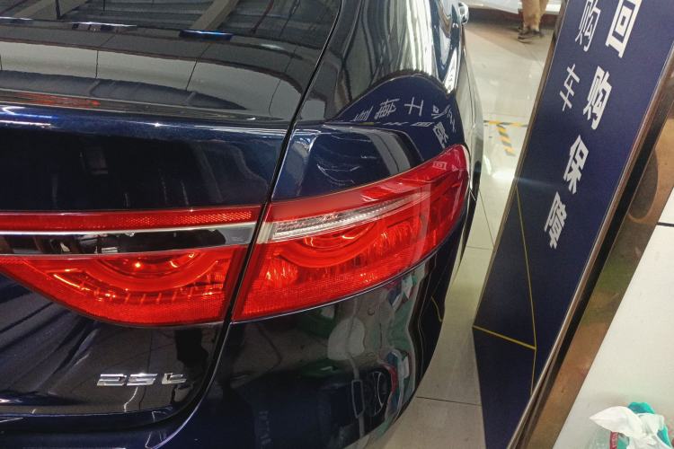 Used Jaguar XFL 2018 XFL 2.0T 250 PS Luxury Edition
