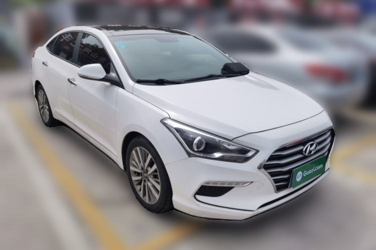 Used Hyundai Mistra 2019 1.8L Automatic Smart GLS China VI Standard Front Right 45 Deg
