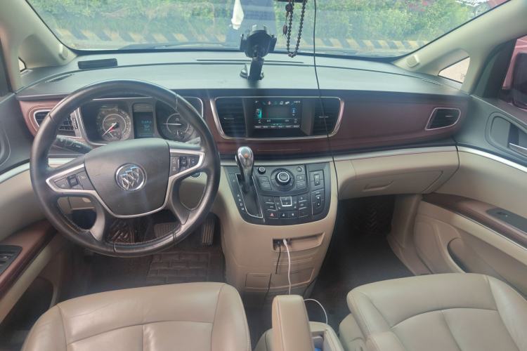 Used Buick GL8 2017 25S Prestige Version China V Standard Center Console