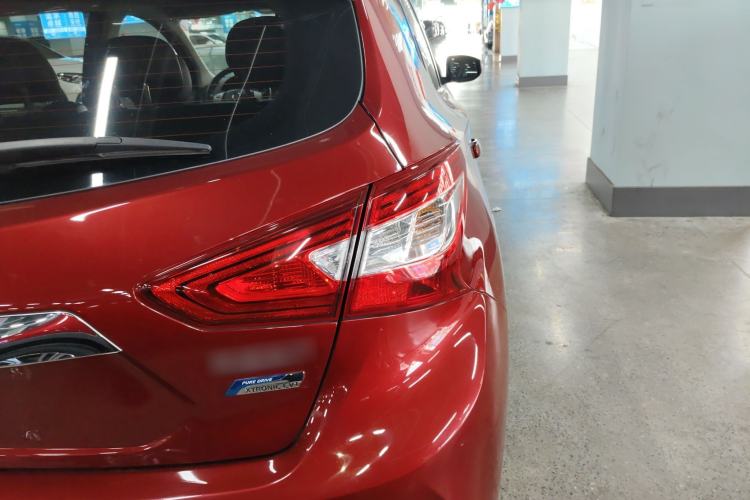 Used Nissan Tiida 2016 1.6L CVT Smart Drive Edition Exterior 3