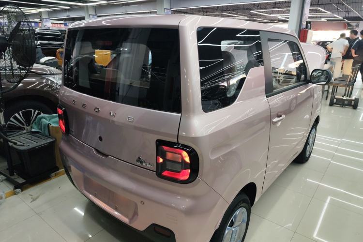 Used Geely Galaxy Panda 2023 Panda Mini 200km Endurance Bear