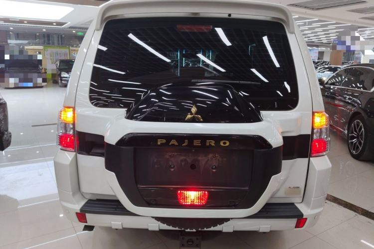 Used Mitsubishi Pajero 2020 3.0L Automatic Standard Edition