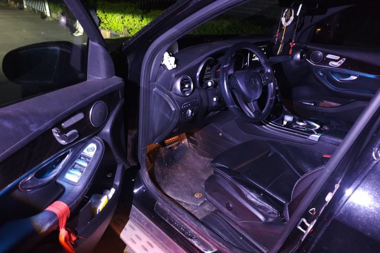 Used Mercedes-Benz GLC 2017 GLC 260 4MATIC Luxury Model