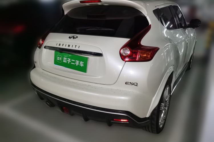 Used Infiniti ESQ 2014 1.6L Spontaneous Edition