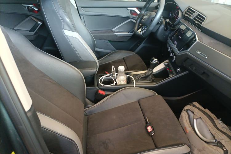 Used Audi Q3 2019 35 TFSI Fashion Dynamic Model