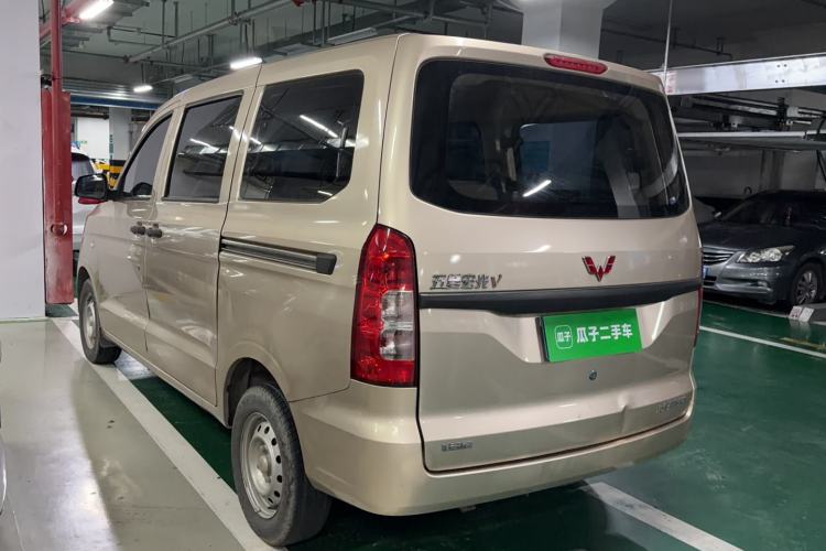 Used Wuling Hongguang V 2022 1.5L Jingqu Version Hydraulic Power Steering LAR Exterior 4